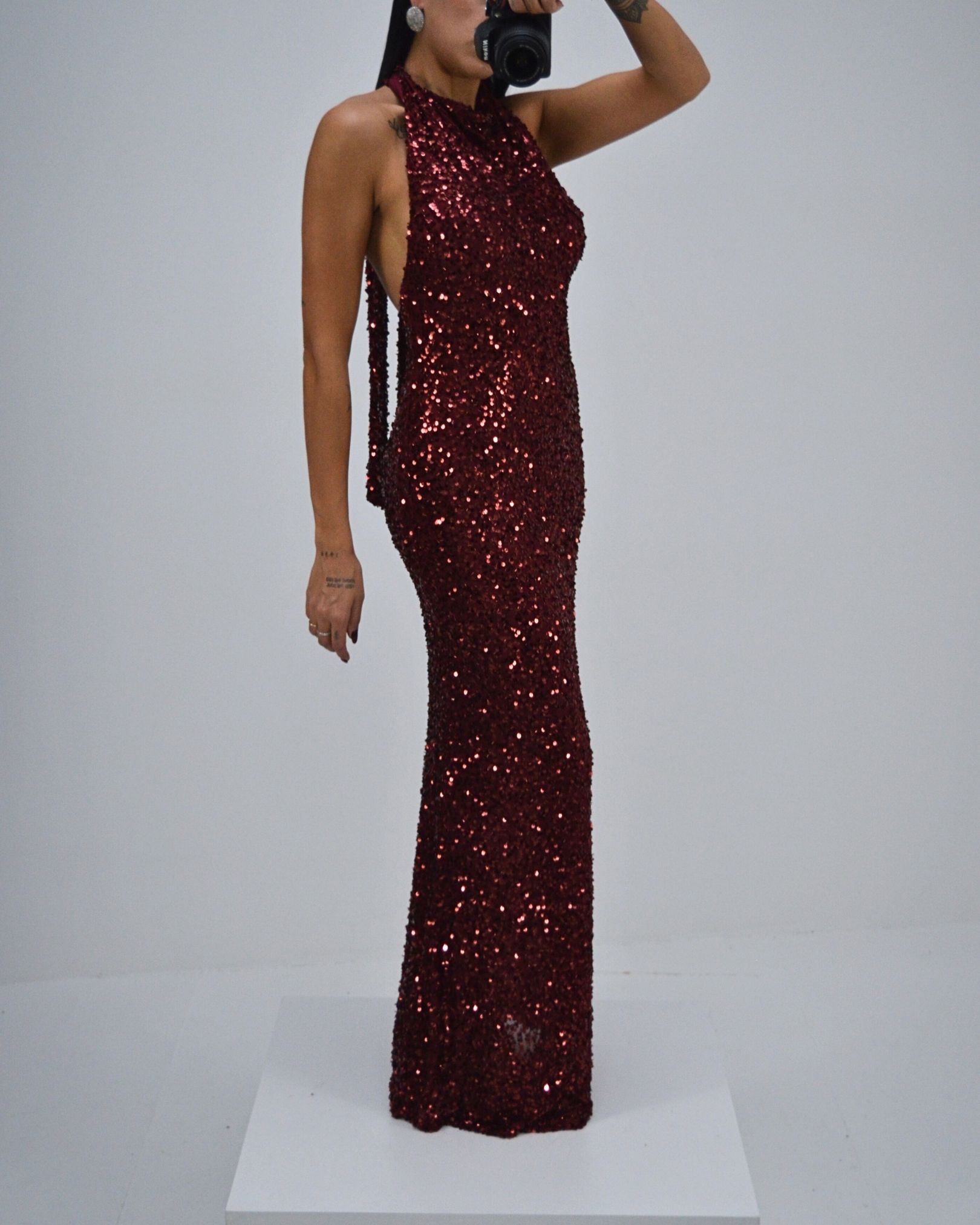 ABITO LUNGO PAILLETTES